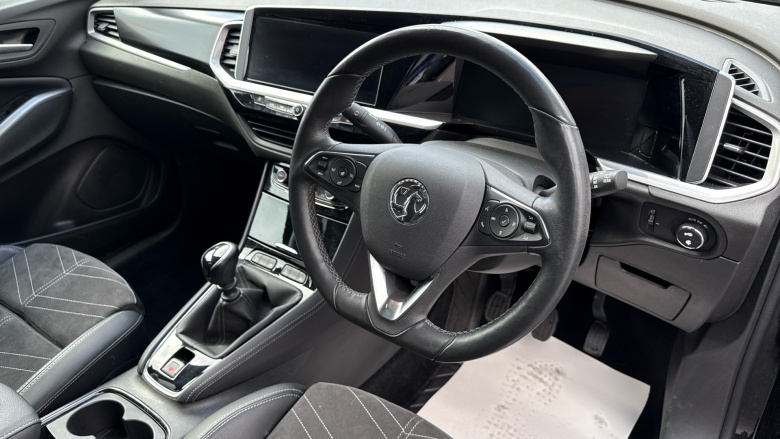 Vauxhall Grandland 1.2 Turbo Ultimate 5dr Petrol Hatchback